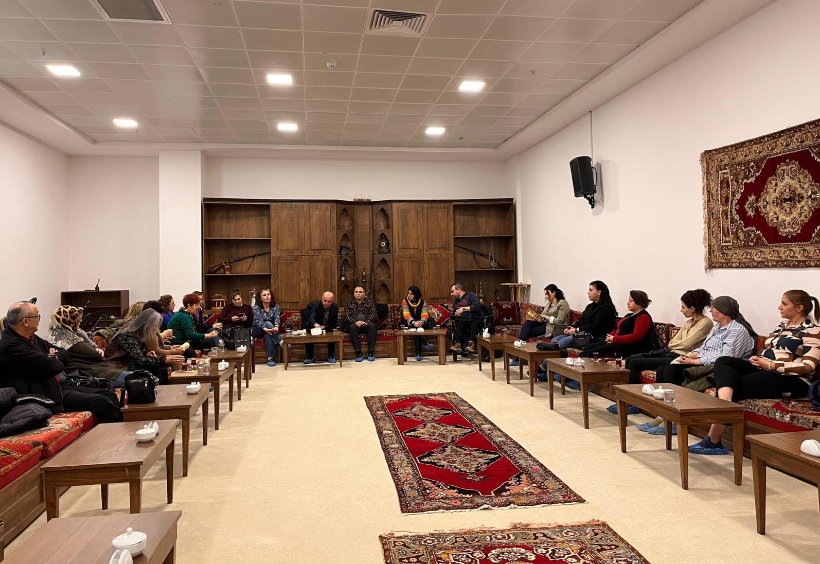 OKUYORUM KİTAP TOPLULUĞU, MART AYI BULUŞMASINI YAPTI