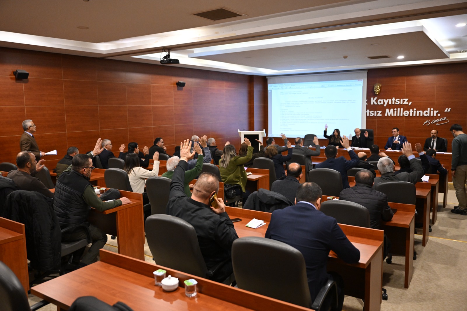 BELEDİYE MECLİSİ TOPLANTISI YAPILDI