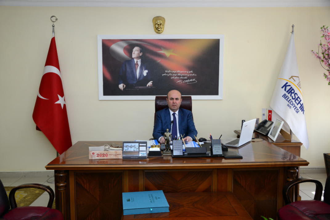 Başkan Ekicioğlu, Bu zor günleri hep birlikte aşacak, sağlıklı günlere kavuşacağız |  Kırşehir Belediyesi